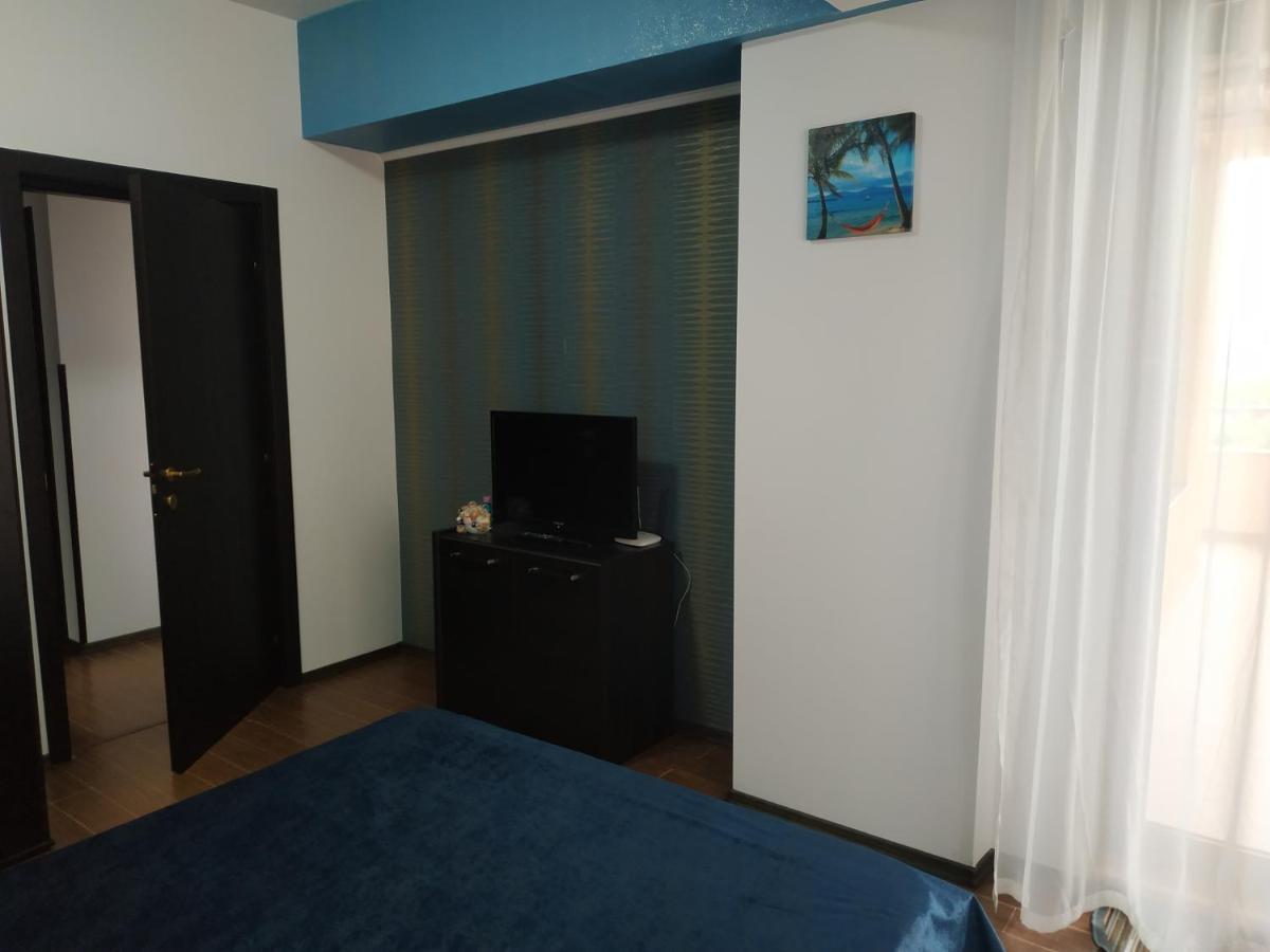 Cristina Iris Apartment Mamaia Exterior photo